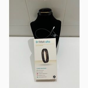 FITBIT ALTA GOLD SERIES SIZE SMALL LIKE NEW CONDITION WORN TWICE!